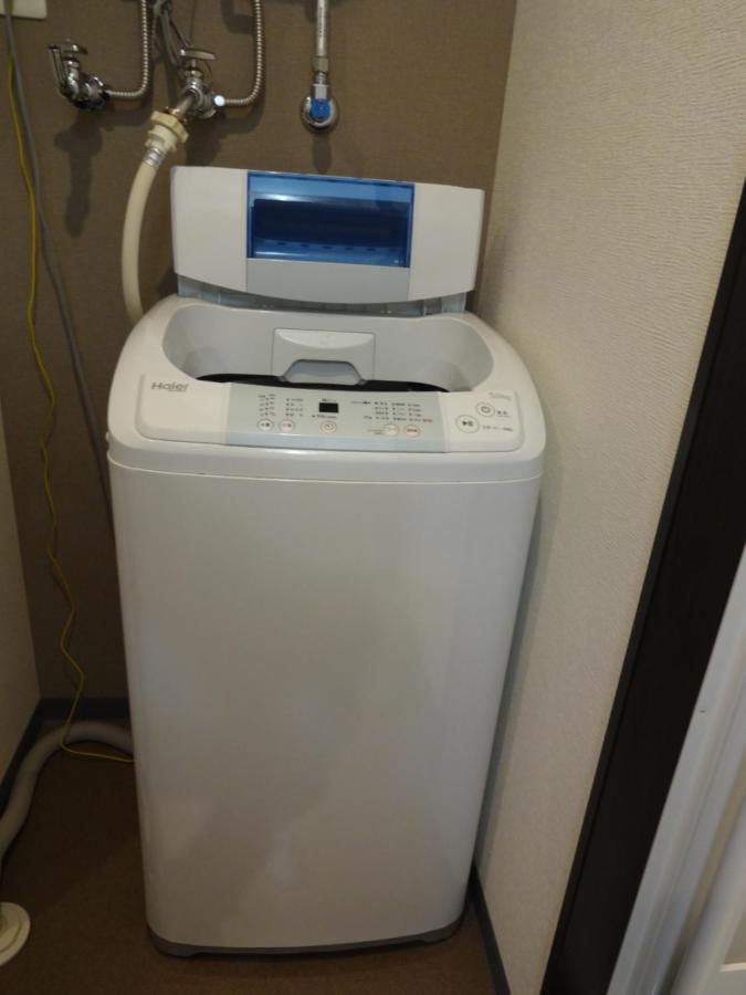 ようこそ札幌へ! 大通公園まで地下鉄10分 定員6名 Firetv完備 1階はセコマ Apartment Luaran gambar